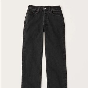 Abercrombie 90’s Baggy Low Rise Jeans in Black